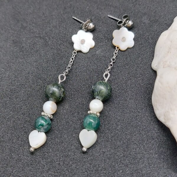 Boucles Fleur nacrée et serpentine – Image 2