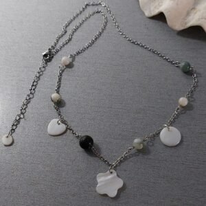 Collier serpentine et nacre
