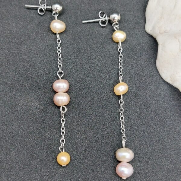 Boucles perles nacrées