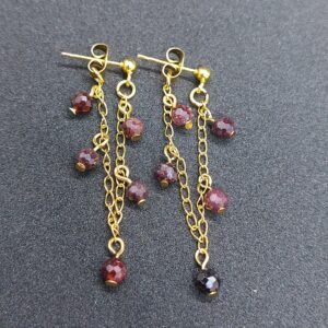 Boucles grenat