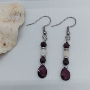 Boucles grenat et perles