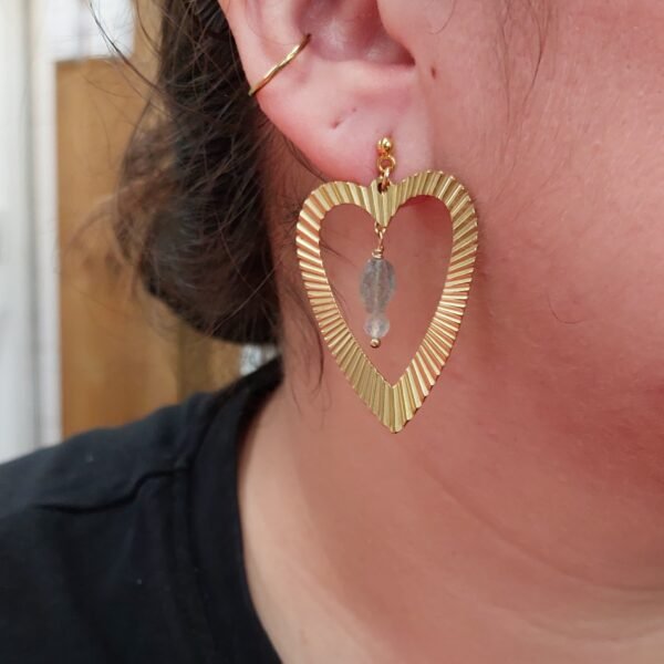 Boucles cœur et labradorite – Image 2
