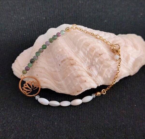 Bracelet lotus et rubis