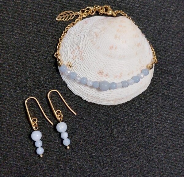 Boucles d'oreilles en angélite – Image 4