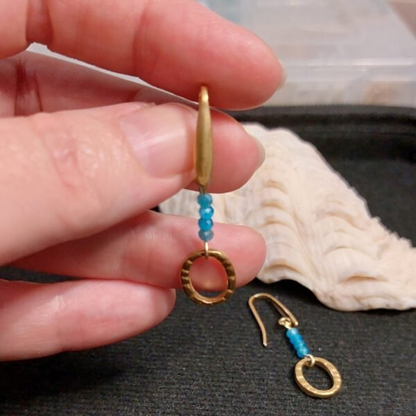 Boucles d'oreilles en apatite – Image 3