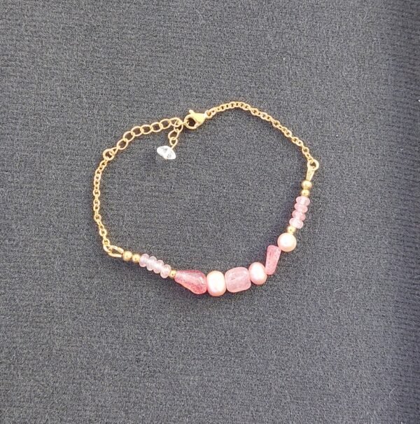 Bracelet quartz fraise et perles – Image 2