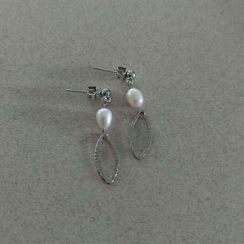 Boucles en perles