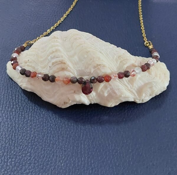 Collier grenat et quartz rutile