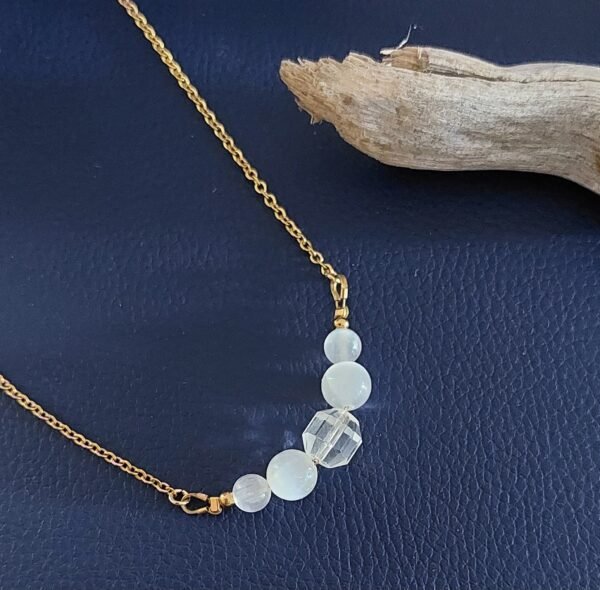 Collier en sélénite et cristal – Image 2