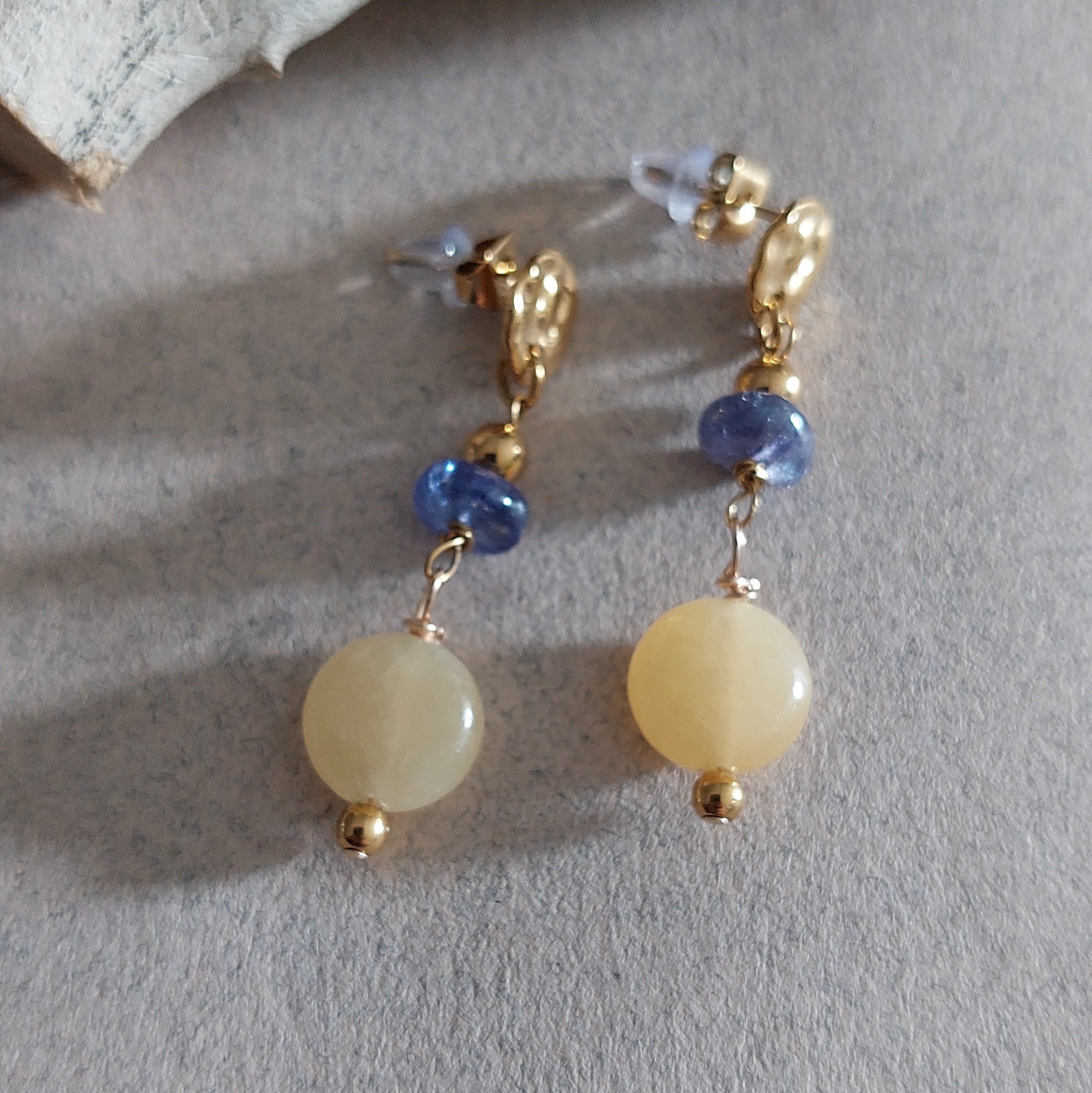 Boucles Calya - Tanzanite jade jaune – Image 3