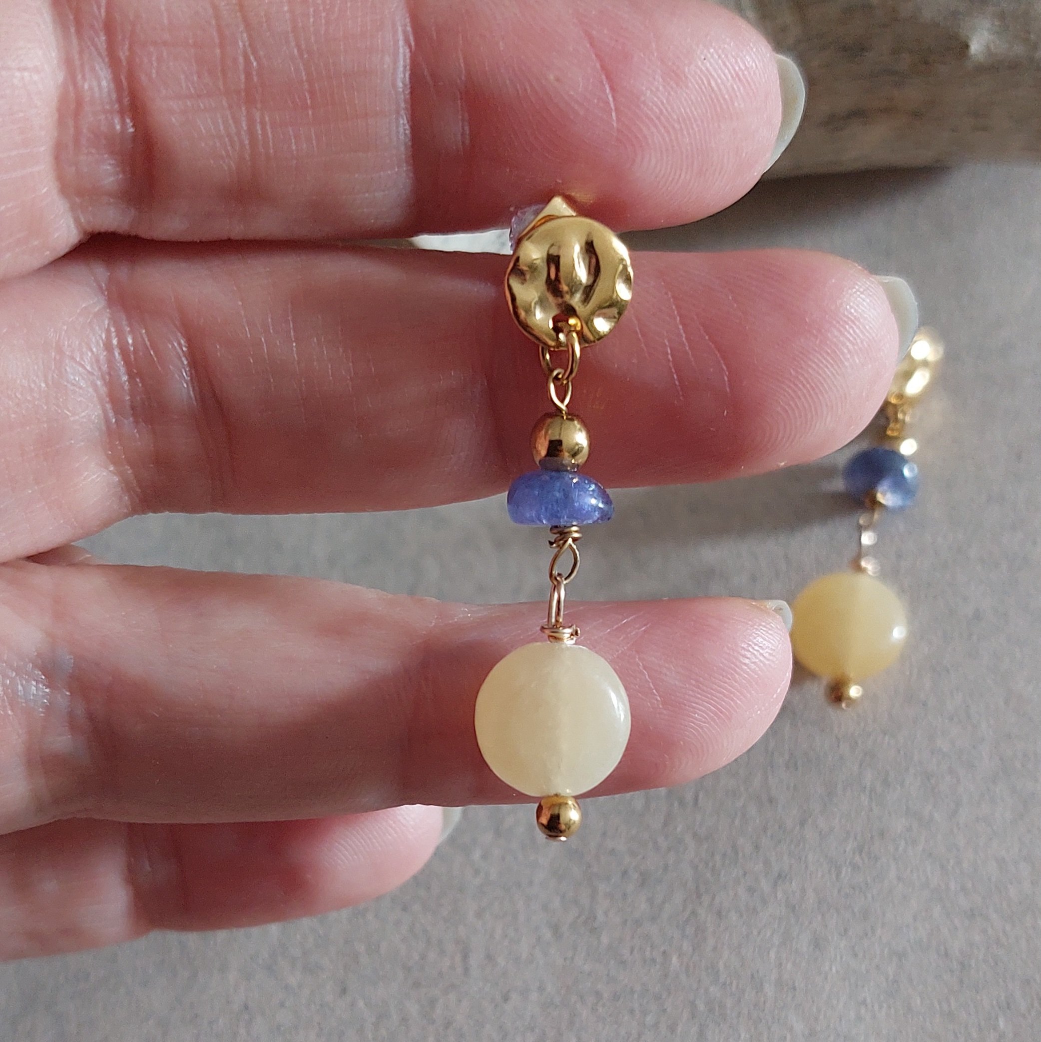 Boucles Calya - Tanzanite jade jaune – Image 2