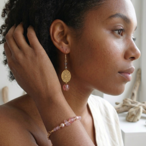 Boucles Rosélya ▪︎ Quartz fraise et fumé