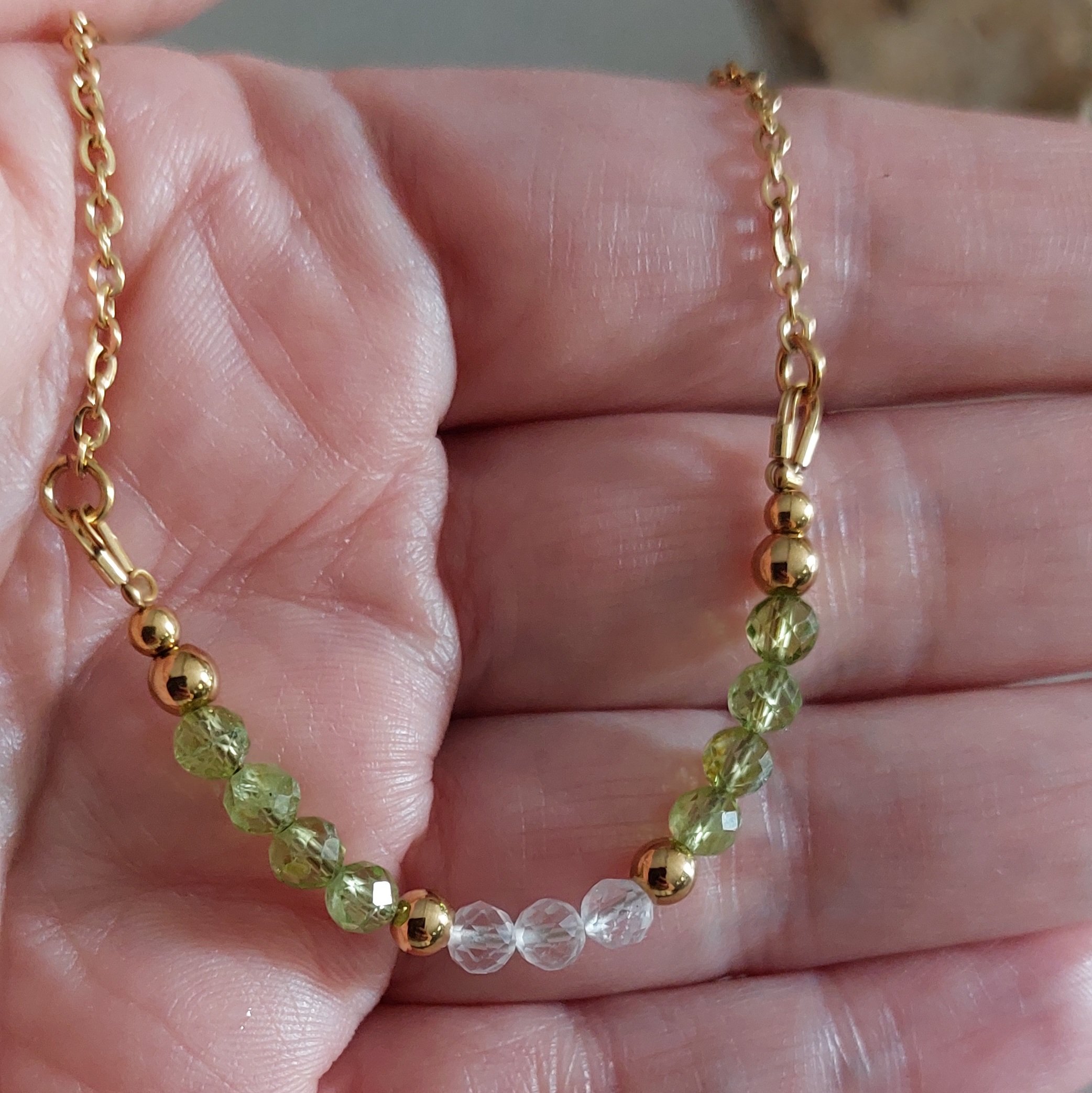 Collier Éos - Péridot et cristal – Image 2